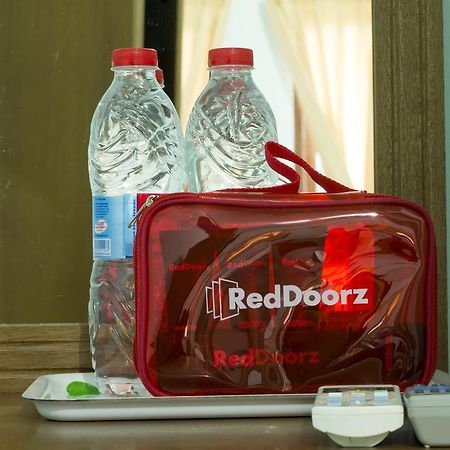 Reddoorz Near Raya Semer Canggu Exteriör bild